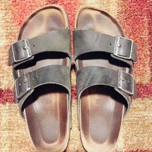BIRKENSTOCK